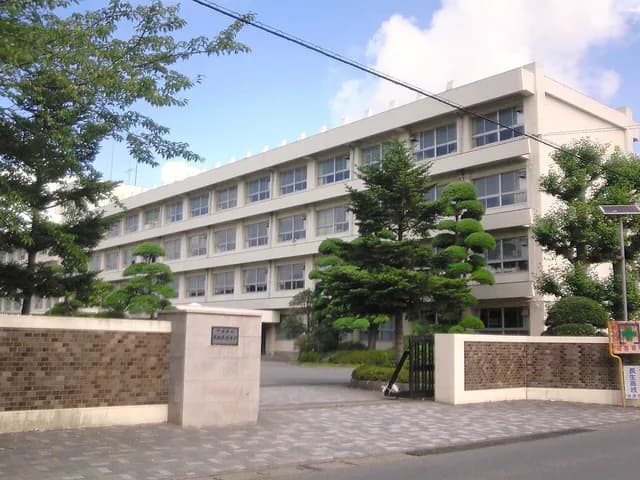長生高校の外観