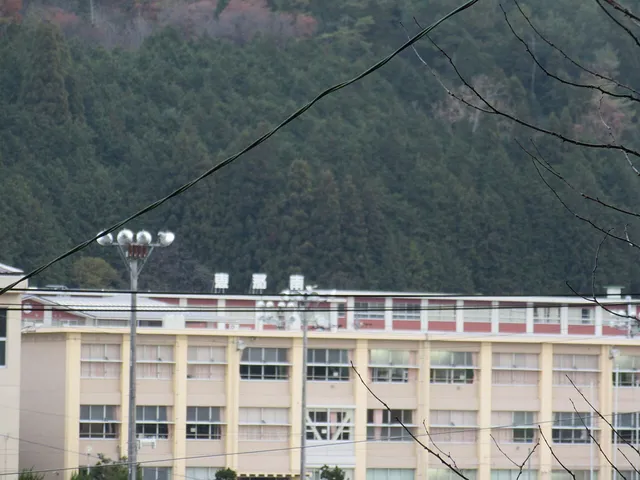 恵那南高校の外観