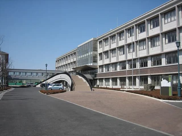 不動岡高校の外観
