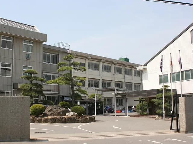 藤岡北高校の外観