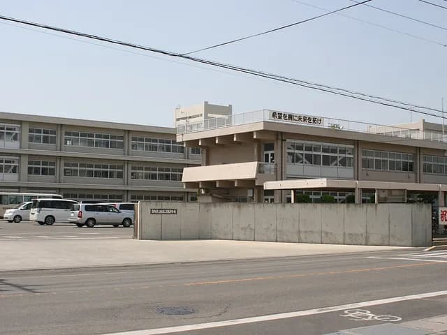 藤岡工業高校の外観