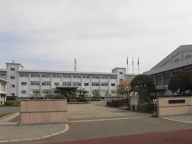 福岡魁誠高校の外観
