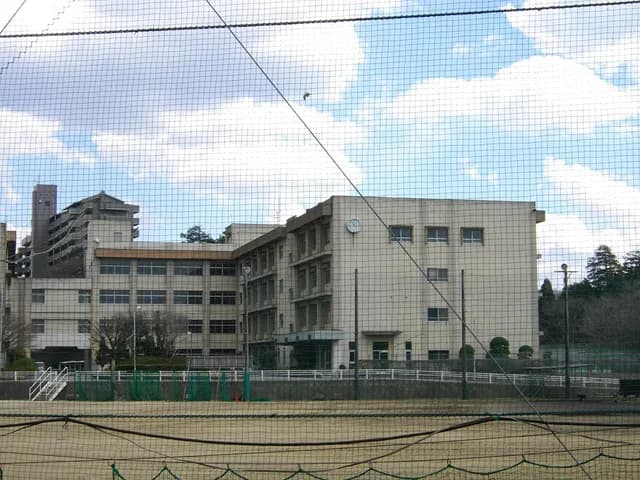 船橋法典高校の外観