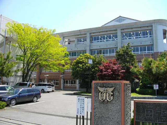 太田高校の外観