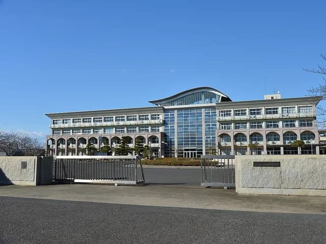 波崎高校の外観