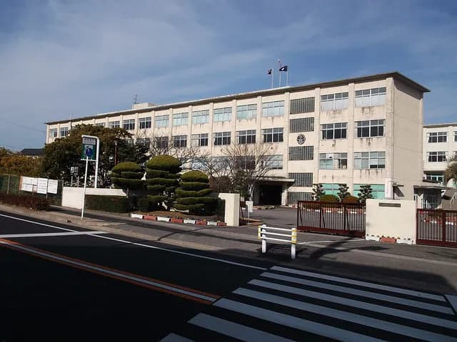 碧南工科高校の外観