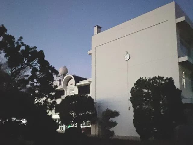 平田高校の外観
