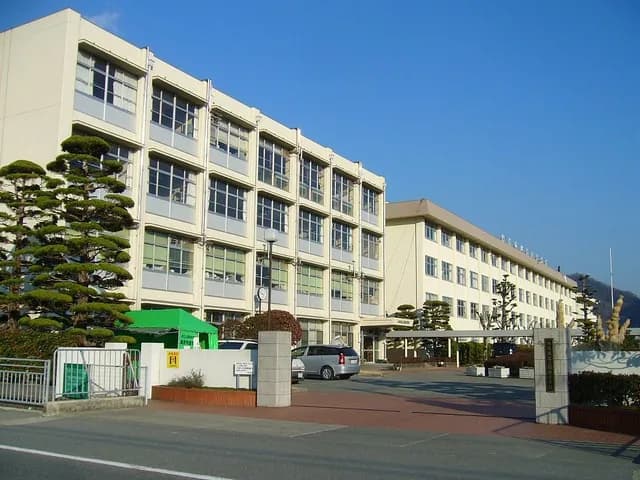 上郡高校の外観