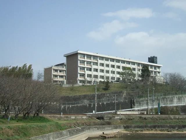 神辺旭高校の外観