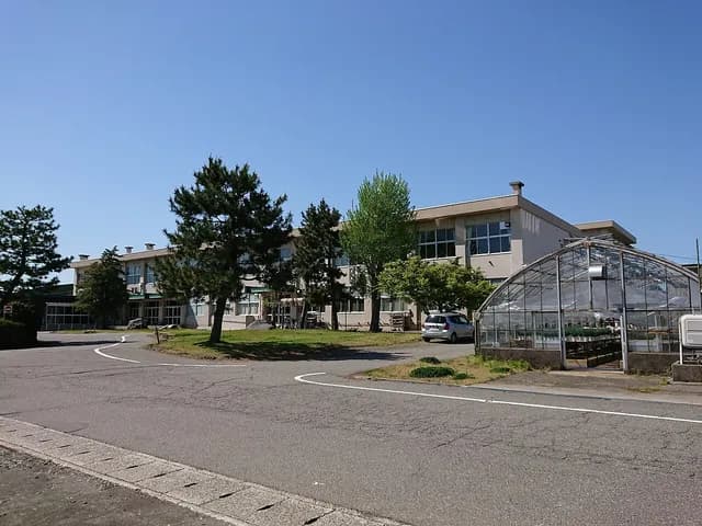 柏崎総合高校の外観