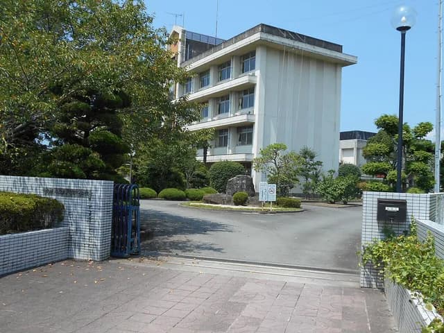 北宇和高校三間分校の外観