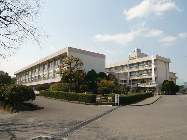 杵築高校の外観