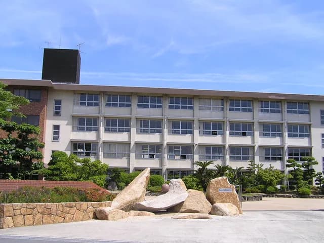 倉敷鷲羽高校の外観