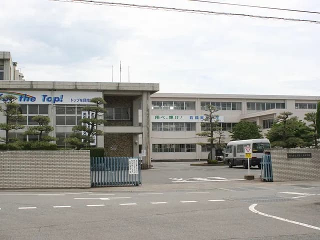 前橋東高校の外観