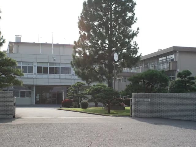 壬生高校の外観