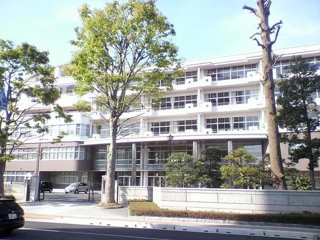 水戸第二高校の外観