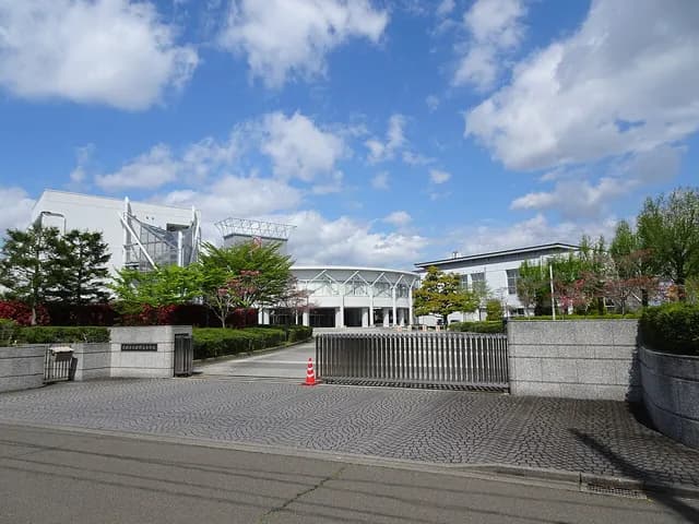 宮城野高校の外観
