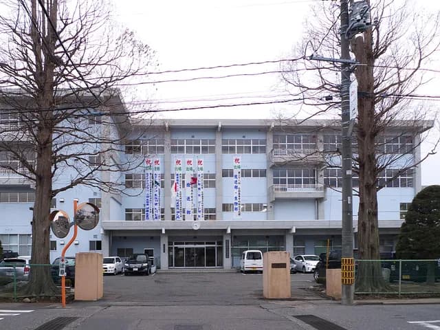 宮古高校の外観