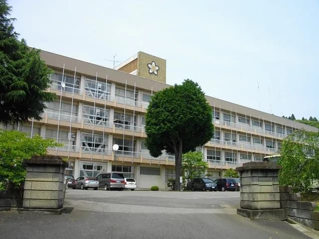 成東高校の外観
