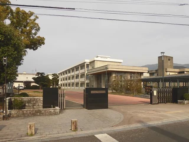 小城高校の外観