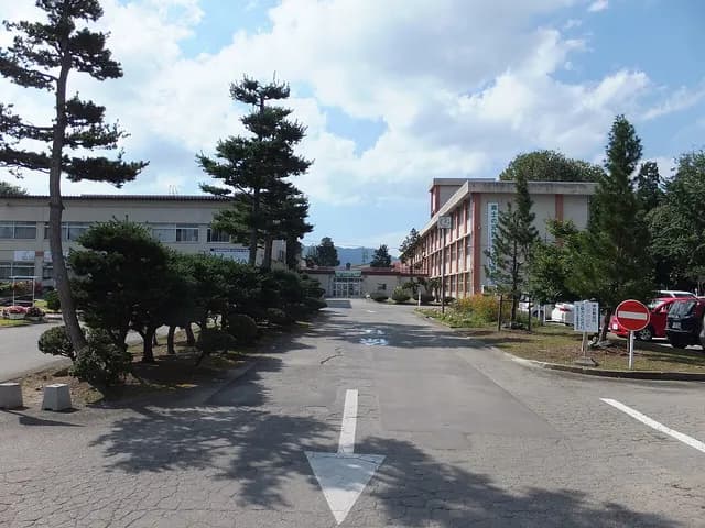 大曲農業高校の外観