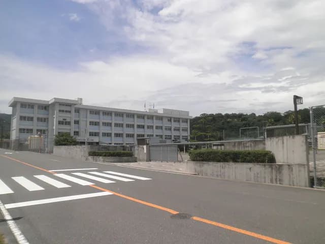 大崎海星高校の外観