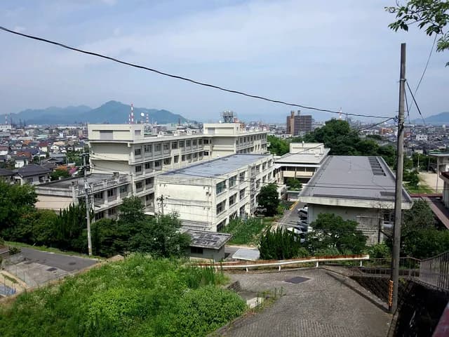 大竹高校の外観