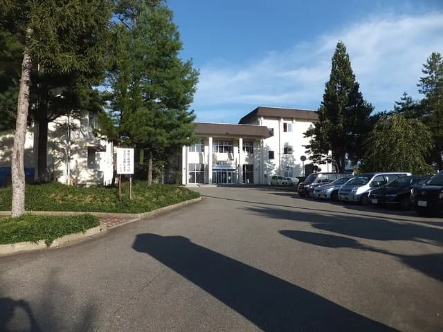 六郷高校の外観