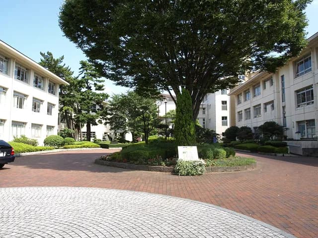 相模原中等教育学校の外観