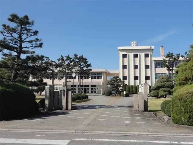 桜井高校の外観