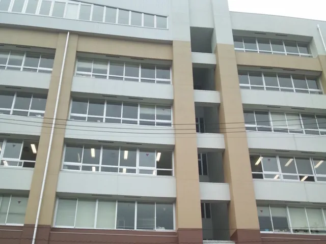 仙台二華高校の外観