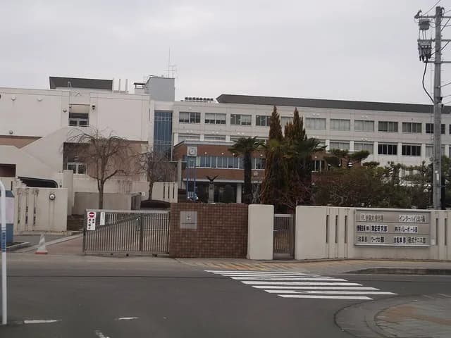 仙台商業高校の外観