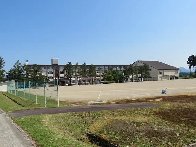 新庄神室産業高校真室川校の外観