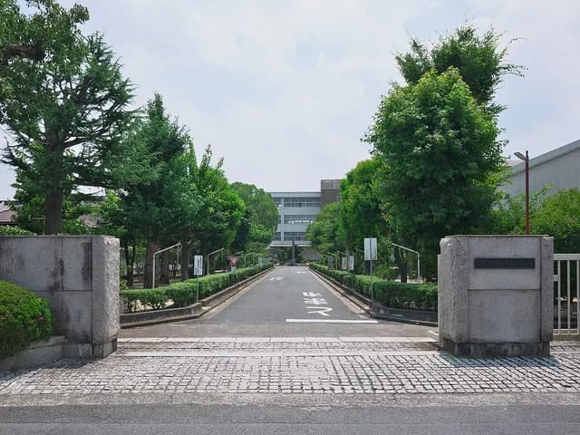高松農業高校の外観
