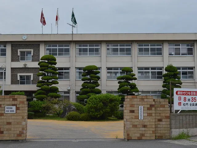 竹原高校の外観