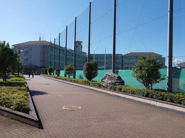 多摩工科高校の外観
