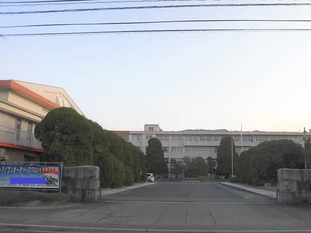 浮羽工業高校の外観