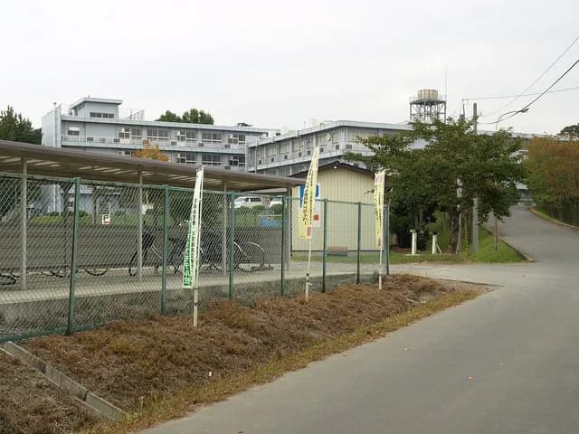 涌谷高校の外観