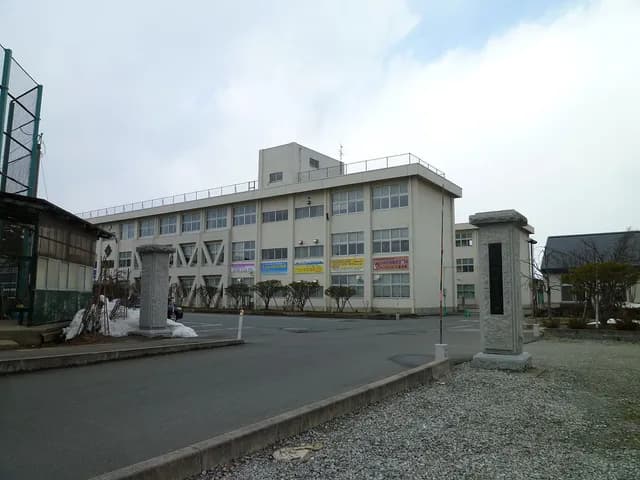 谷地高校の外観