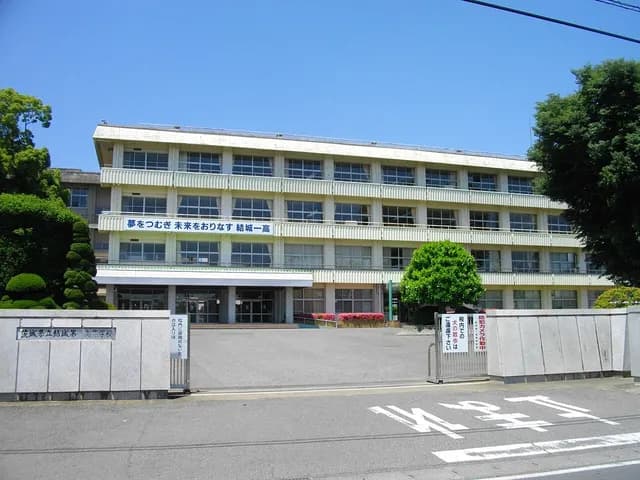 結城第一高校の外観