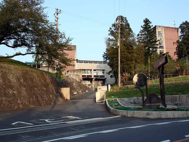 夢前高校の外観