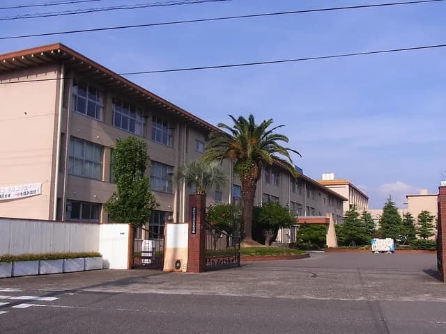 高浜高校の外観