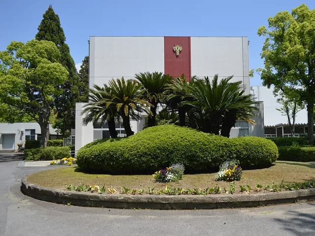 愛知教育大学附属高校の外観
