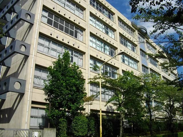 荒川工科高校の外観