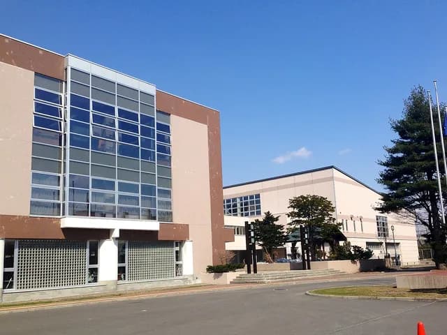 旭川東高校の外観