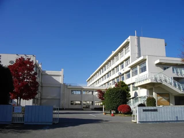 深谷高校の外観