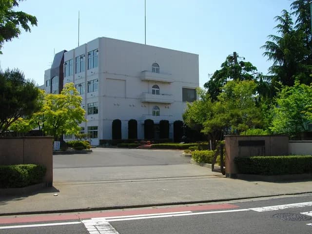 福島東高校の外観