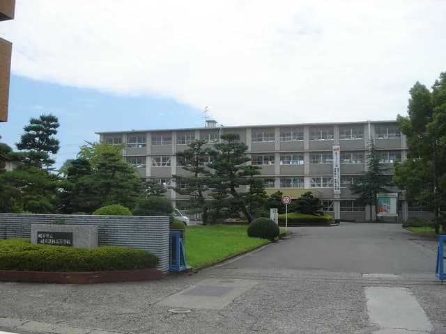 岐阜農林高校の外観