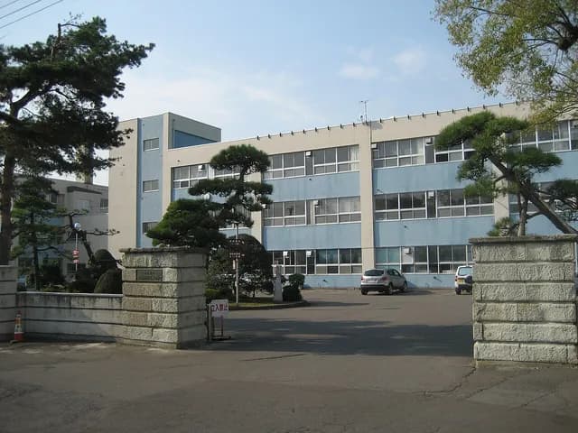 五所川原高校の外観