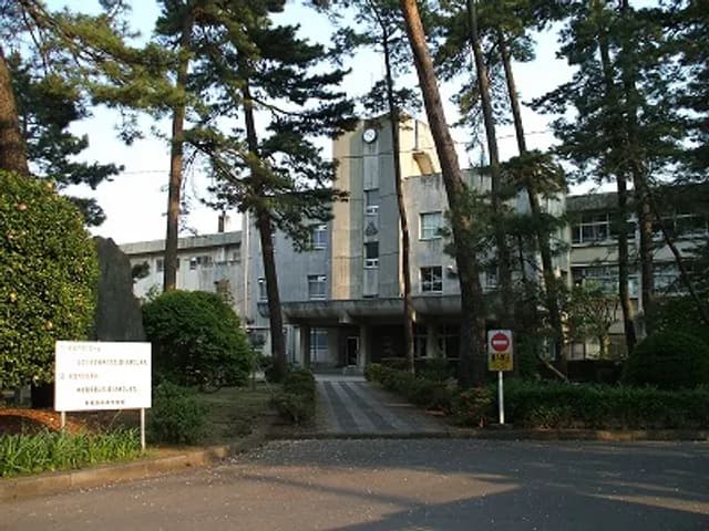 東葛飾高校の外観